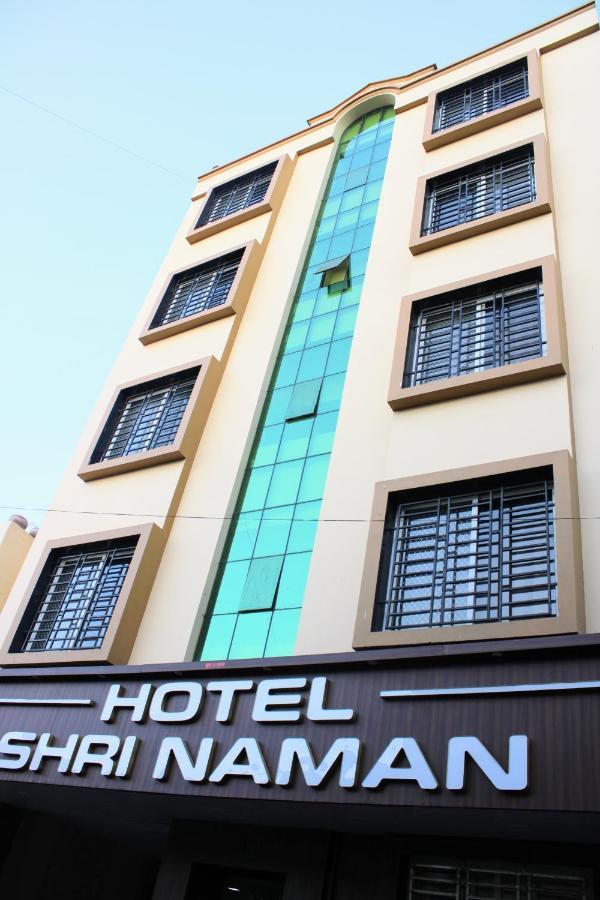 Maruti Group Of Hotels - Shri Naman Nāthdwāra Exteriör bild